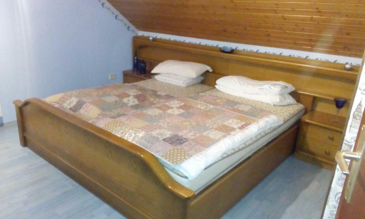 Ferienwohnung Hotz Konken Екстер'єр фото