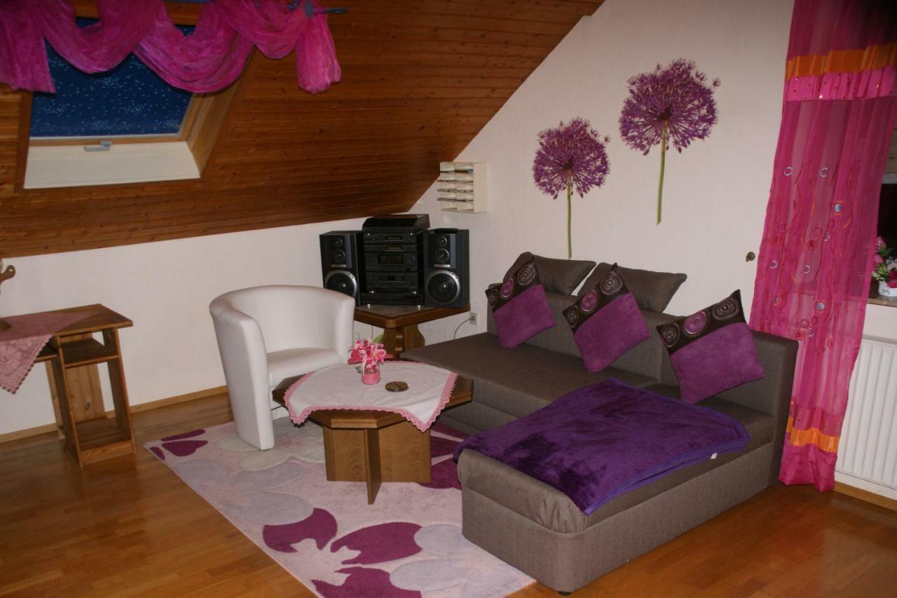 Ferienwohnung Hotz Konken Екстер'єр фото