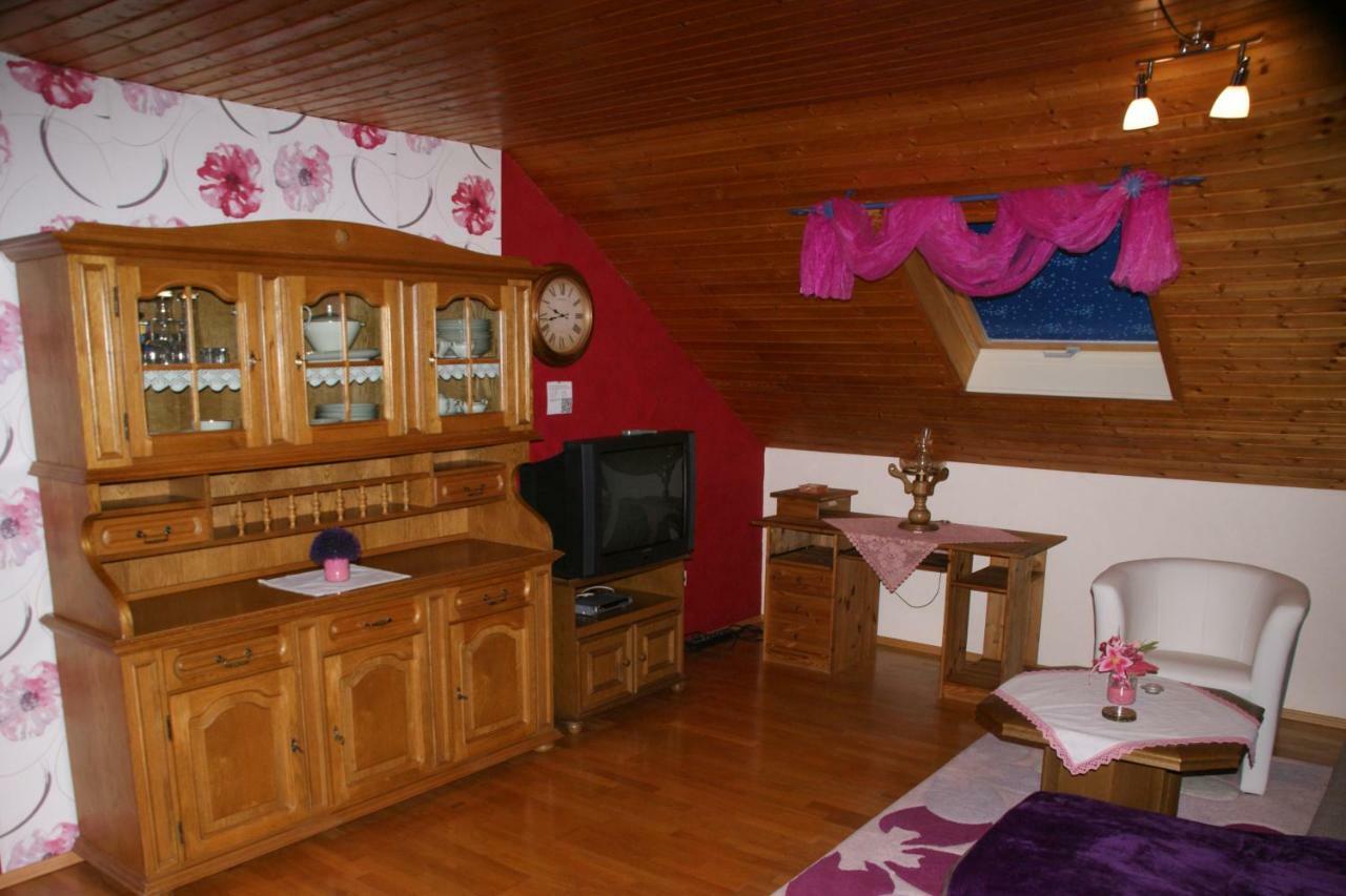 Ferienwohnung Hotz Konken Екстер'єр фото